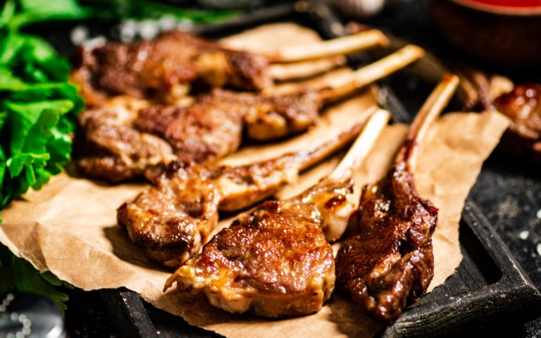 Agnello con salsa