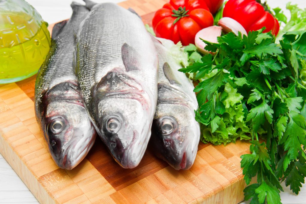 Involtini di pesce e lattuga