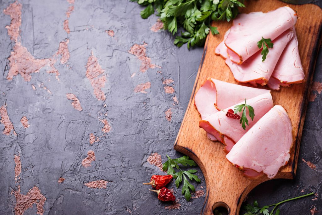 Coppette di prosciutto ripiene di crema al formaggio