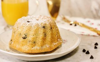 Ciambellone con gocce di cioccolato