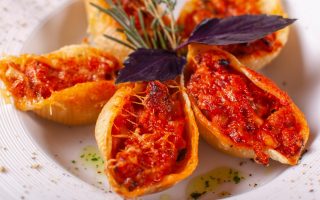 Conchiglioni ripieni