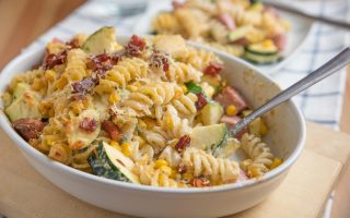 Pasta zucchine e speck