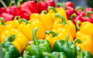 Peperoni ripieni senza carne