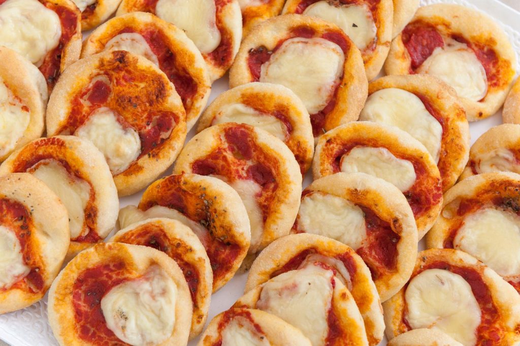 Pizzette di pasta sfoglia