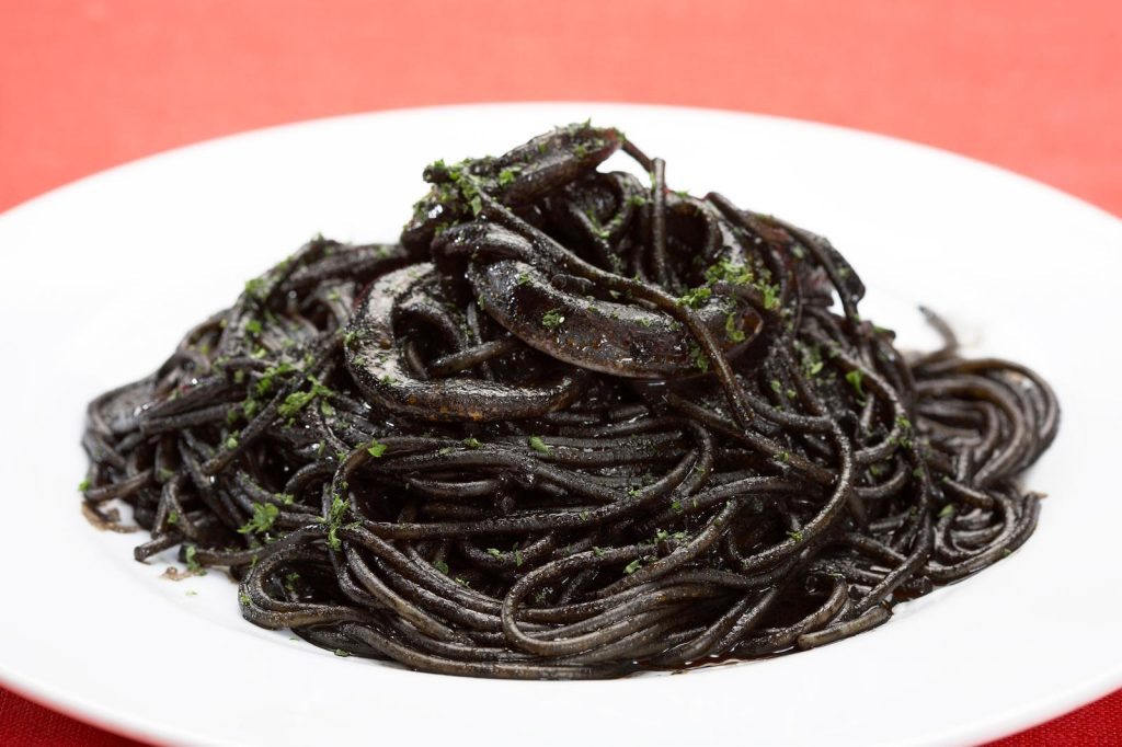 Spaghetti al nero di seppia