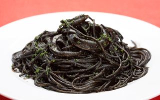 Spaghetti al nero di seppia
