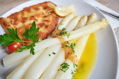 Asparagi bolliti