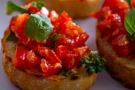Bruschette al pomodoro