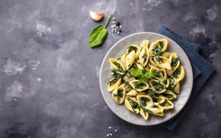 Pasta con spinaci