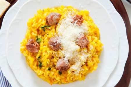 Risotto zafferano e salsiccia