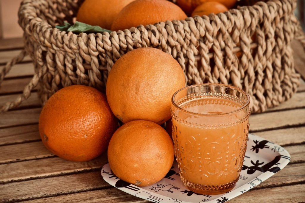 Calorie spremuta arancia